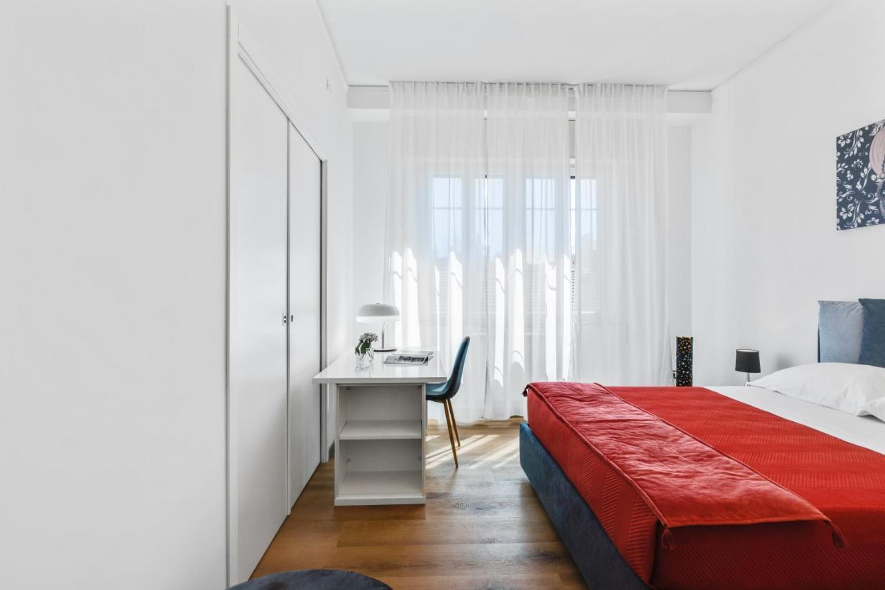 Residenza Dei Poeti - Roomy And Modern Flat Palermo Exteriör bild