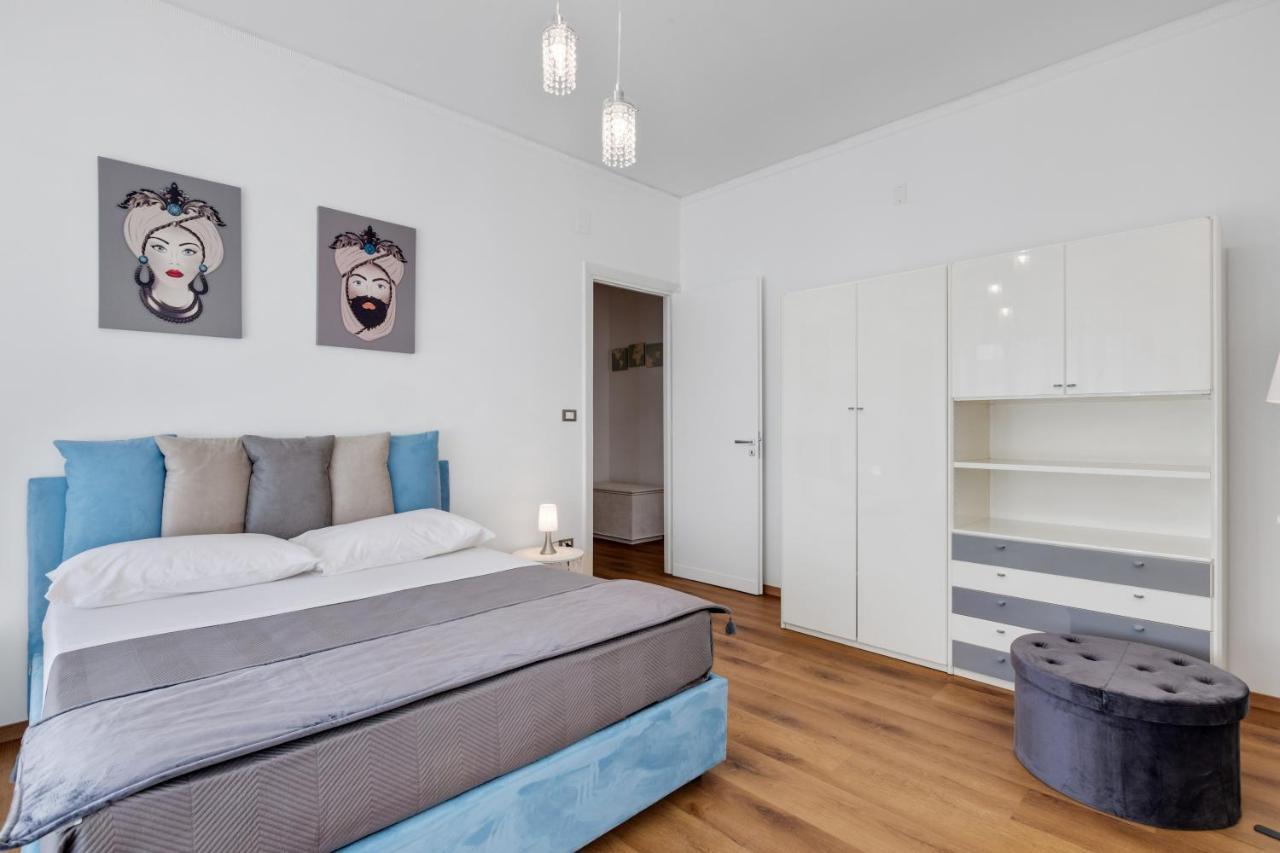 Residenza Dei Poeti - Roomy And Modern Flat Palermo Exteriör bild